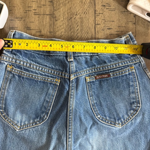 U.R Free Vintage  Blue Boyfriend Jeans - Picture 5 of 9